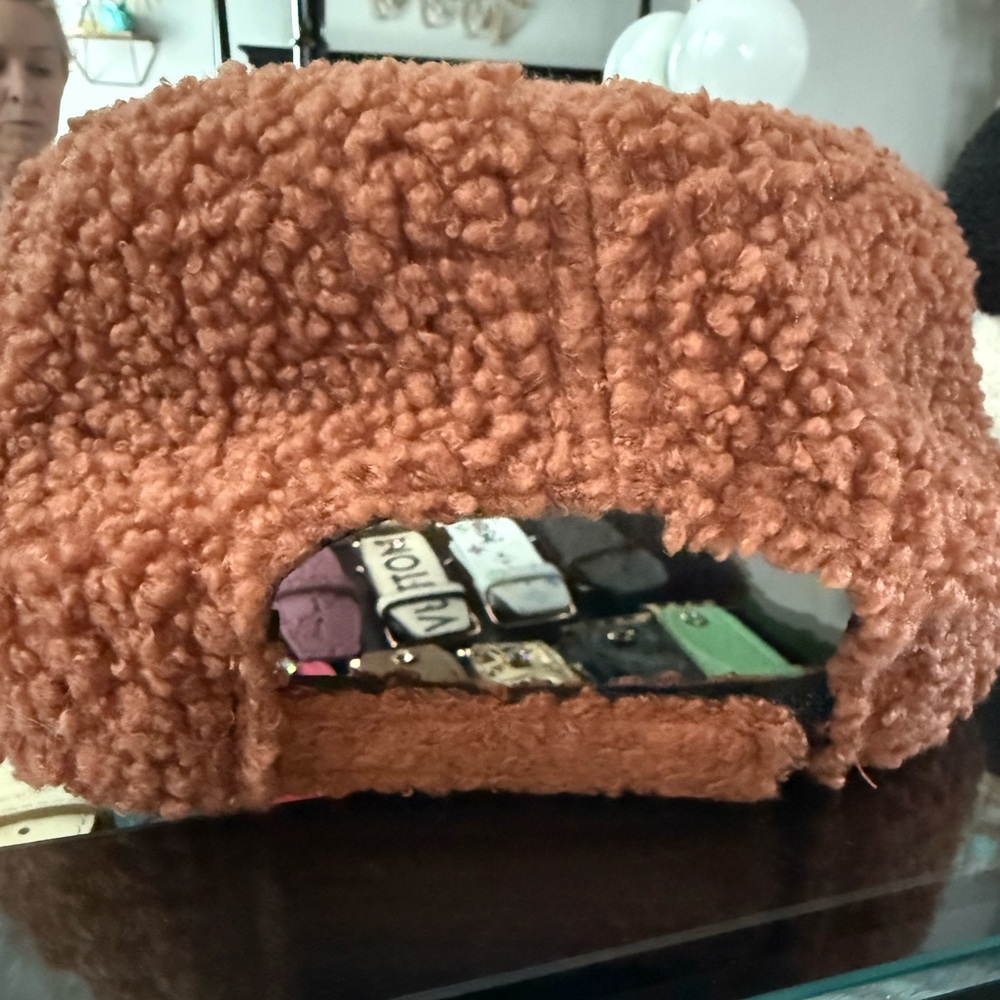 Brown Sherpa cap. With leather patch from @uth bag! Gold rivets! New! - Picture 2 of 3